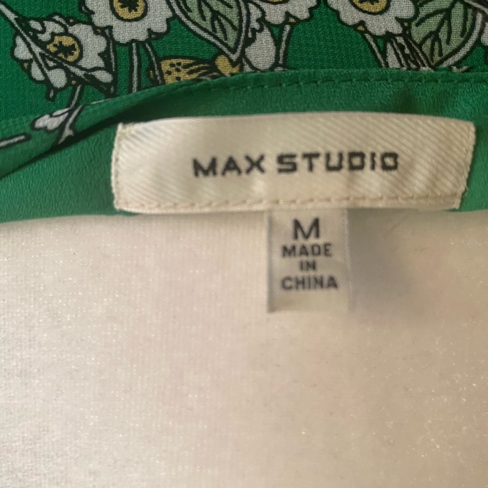 Max-Studio Dress - Picture 4 of 4